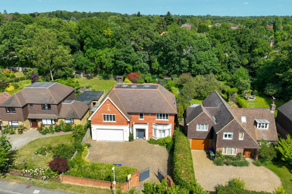 Cherry Tree Road, Beaconsfield, HP9