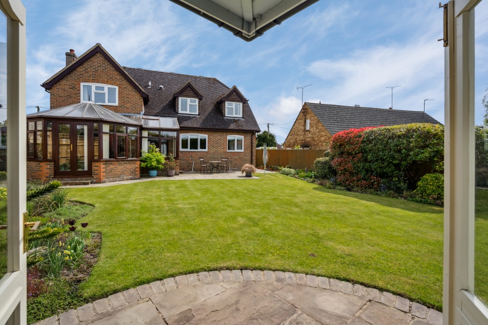 Crowbrook Road, Monks Risborough, HP27