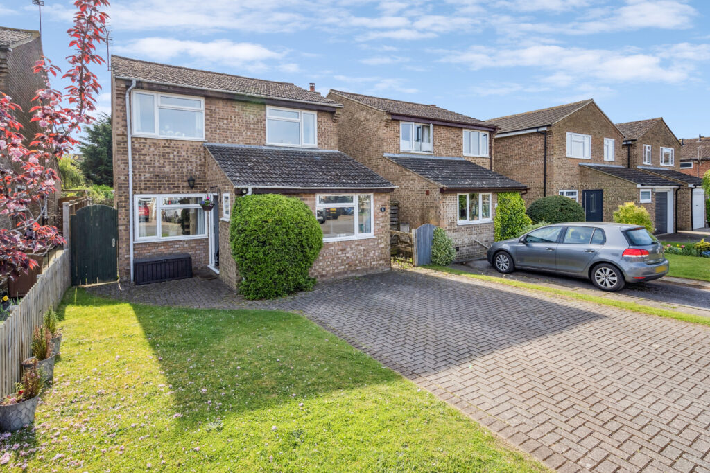 Cavendish Walk, Thame, OX9
