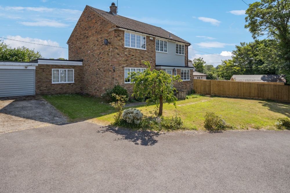 Perry Lane, Bledlow, HP27