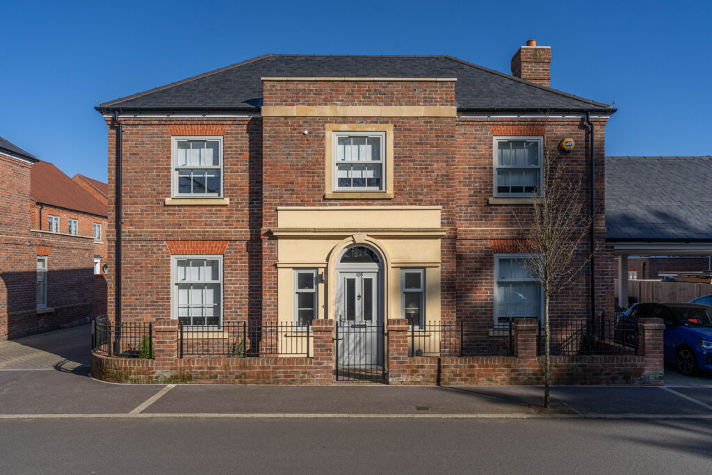 Minerva Way, Beaconsfield, HP9