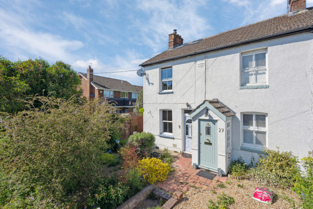 School Lane, Weston Turville, HP22