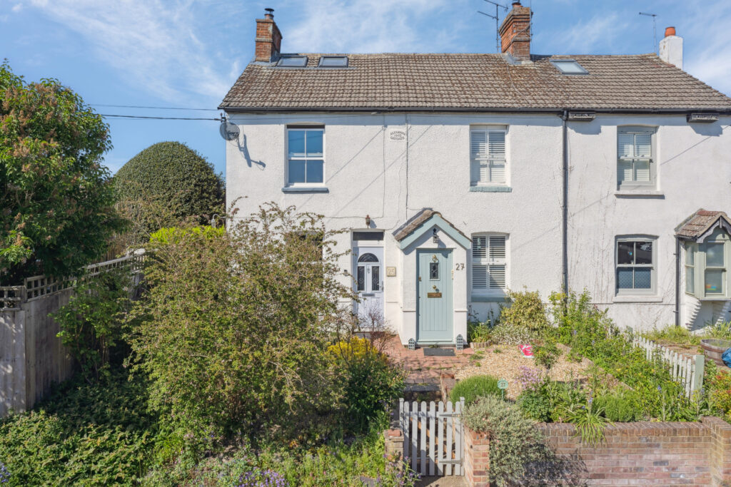 School Lane, Weston Turville, HP22