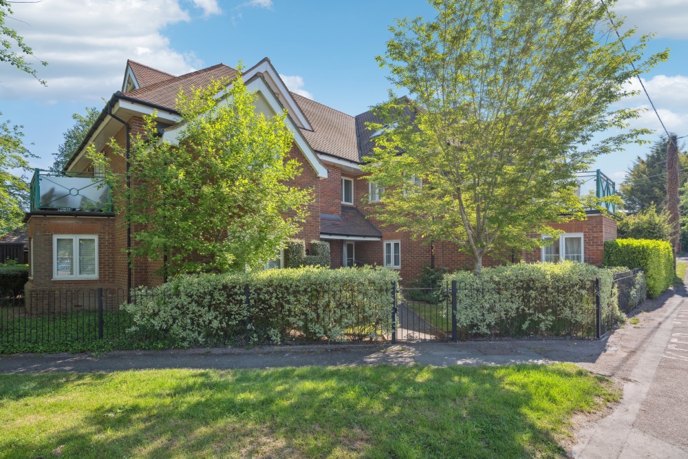 Station Road, Princes Risborough, HP27