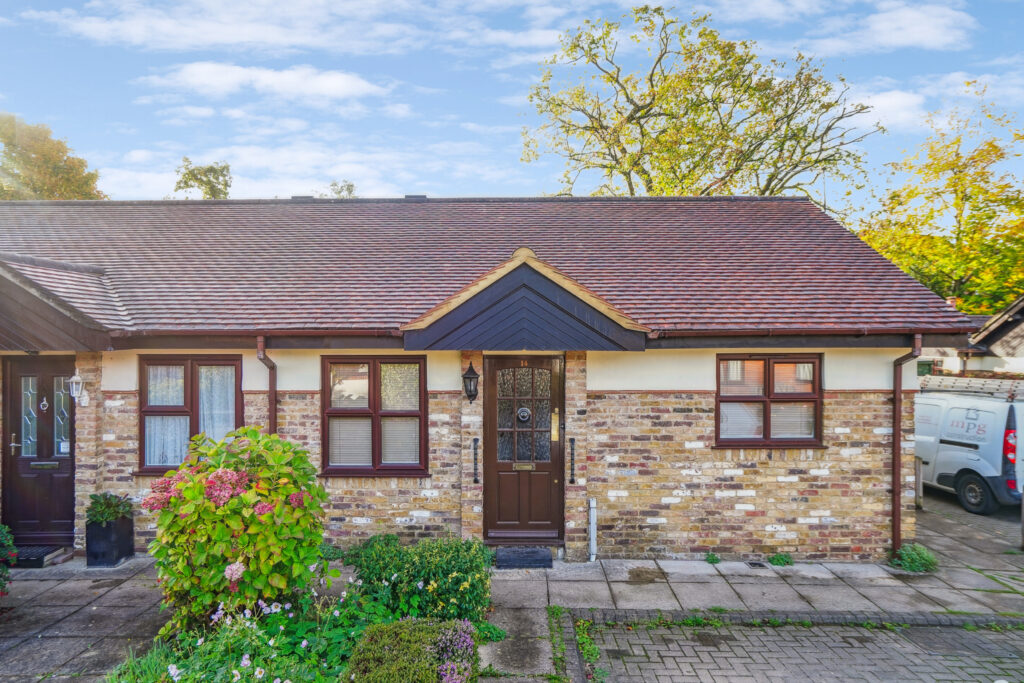 Orchard Close, Beaconsfield, HP9