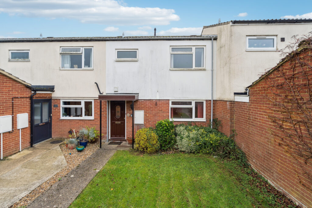 Butte Furlong Haddenham BUCKINGHAMSHIRE