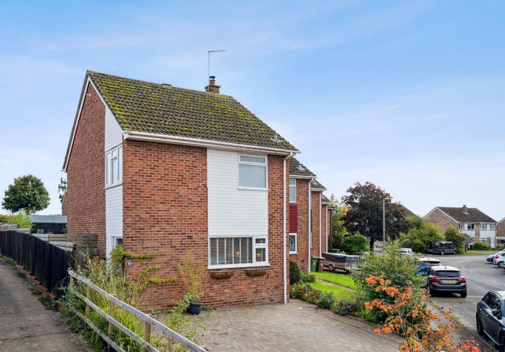 Coombe Hill Crescent, Thame, OX9