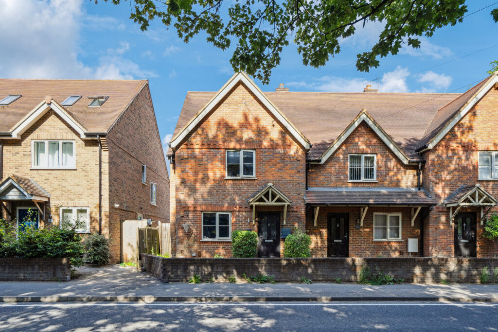Risborough Road, Little Kimble, HP17