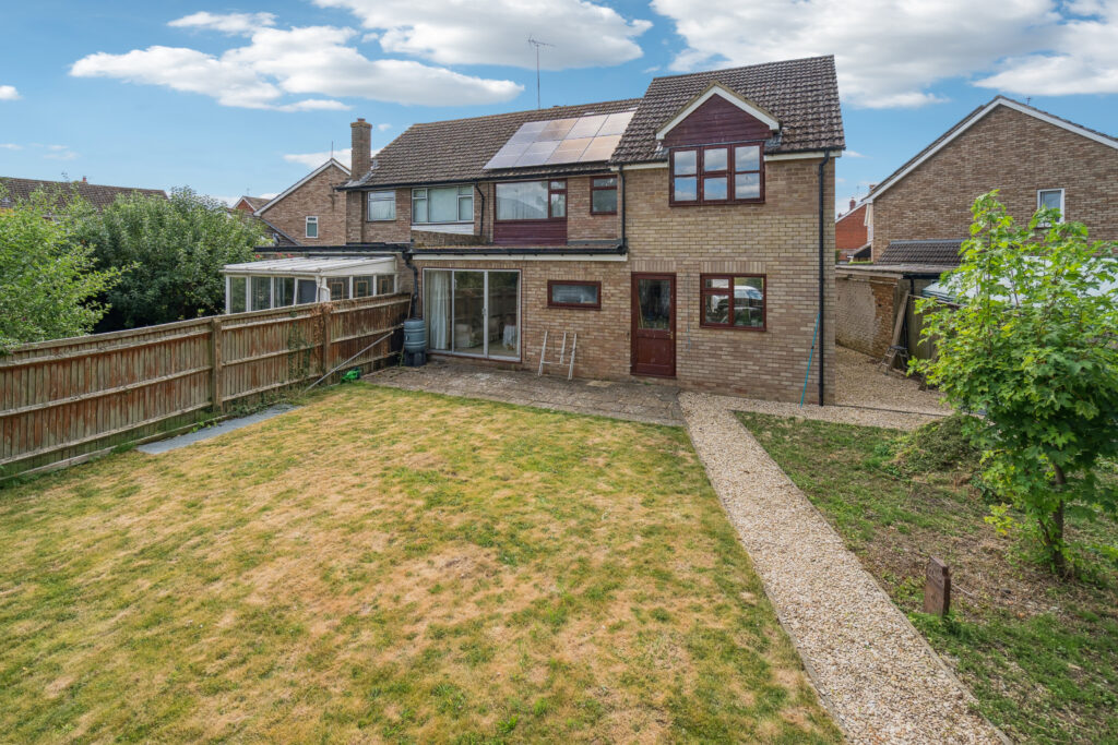 Willow Road, Thame, OX9