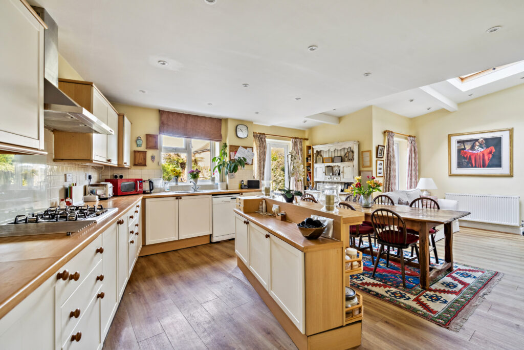 Amersham Road, Beaconsfield, HP9
