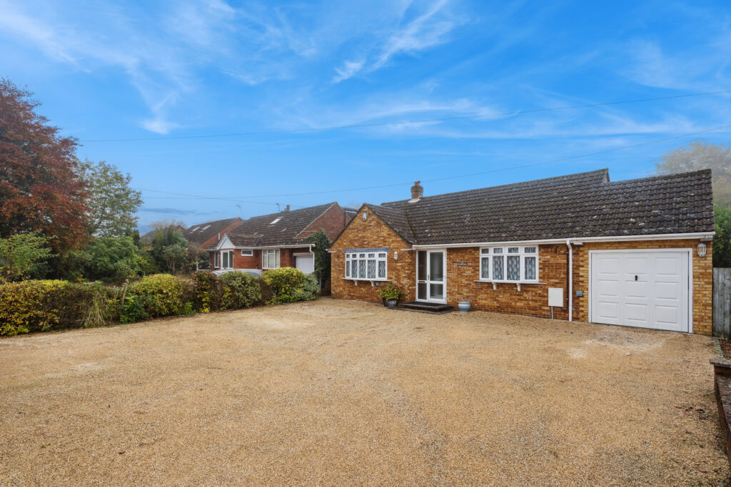 Wellington Avenue, Princes Risborough, HP27