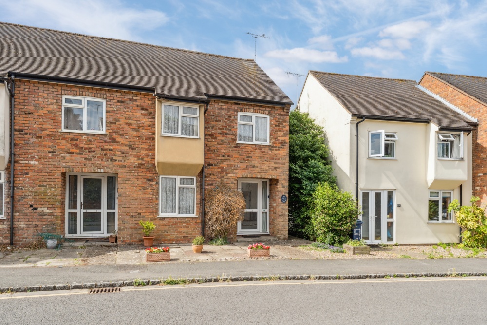 Jasmine Crescent, Princes Risborough, HP27