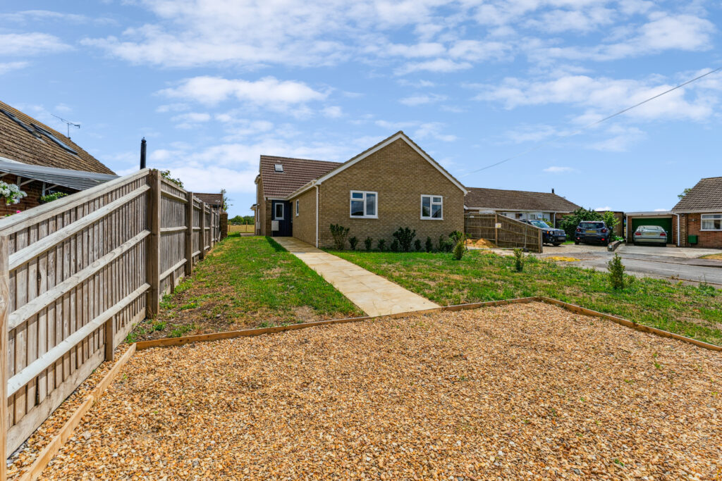 Holliers Close, Sydenham, OX39