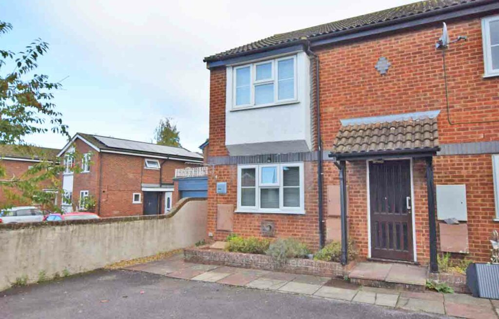 New Road, Princes Risborough, HP27