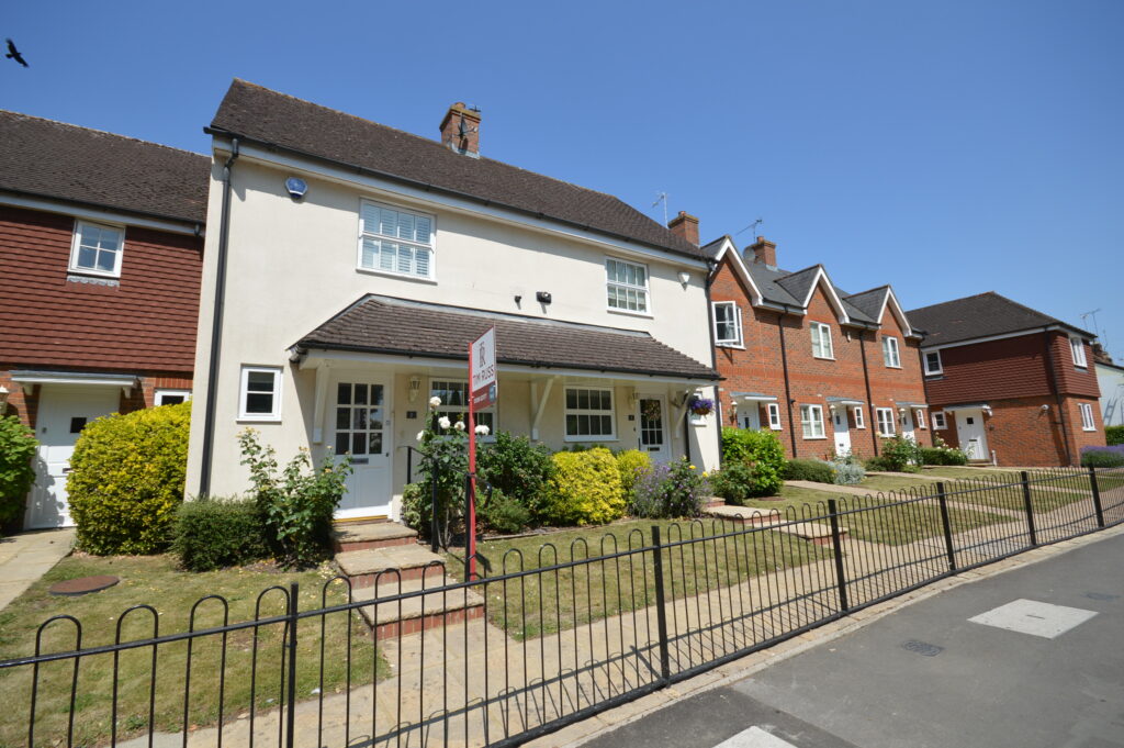 Aston Clinton, HP22