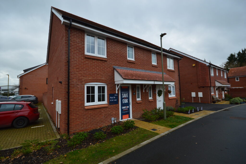 Welply Way, Thame, OX9