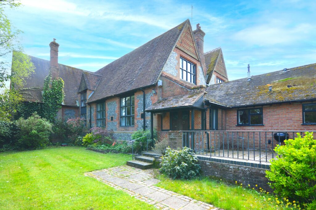 High Street, Wendover, HP22