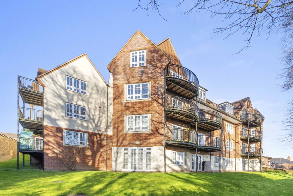 Elvaston, Rectory Avenue, HP13