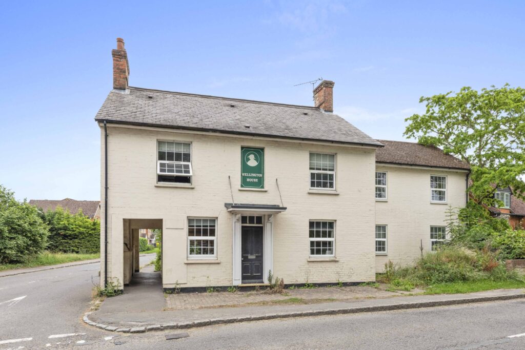 Wellington House, Lower Icknield Way, HP27