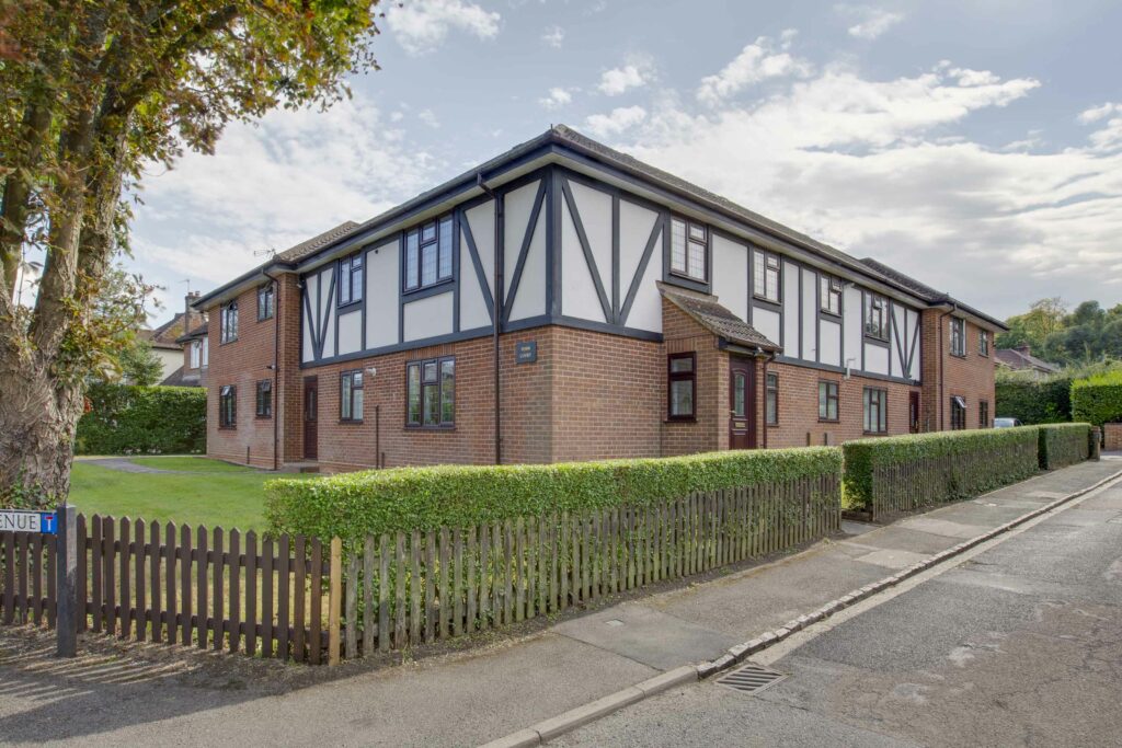 St. Johns Road, Penn, HP10