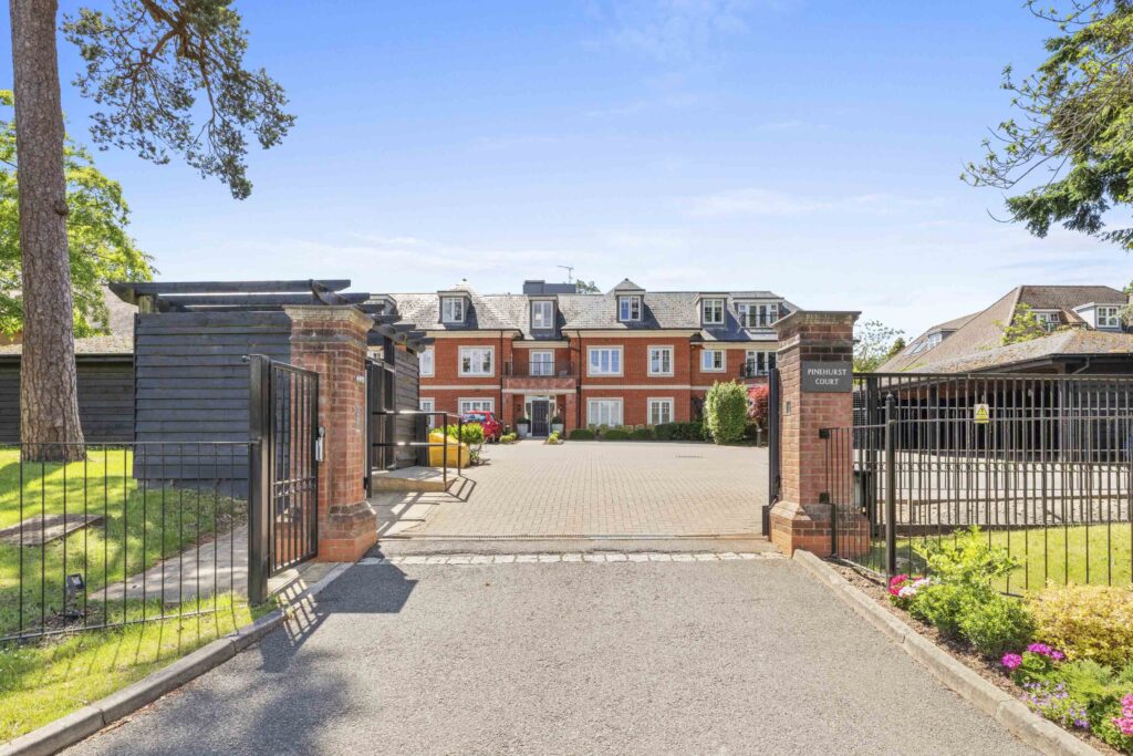 Pinehurst Court, 40 Station Road, HP9