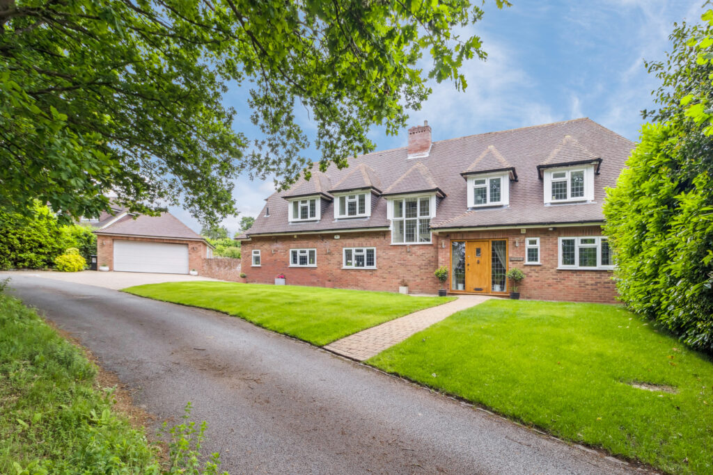 Dean Wood Road, Jordans, HP9