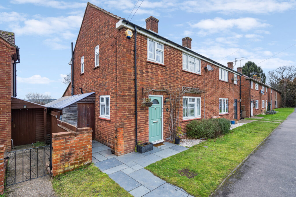 Cherry Tree Road, Beaconsfield, HP9