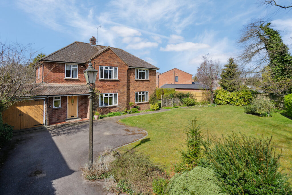 Manor Park Avenue, Princes Risborough, HP27