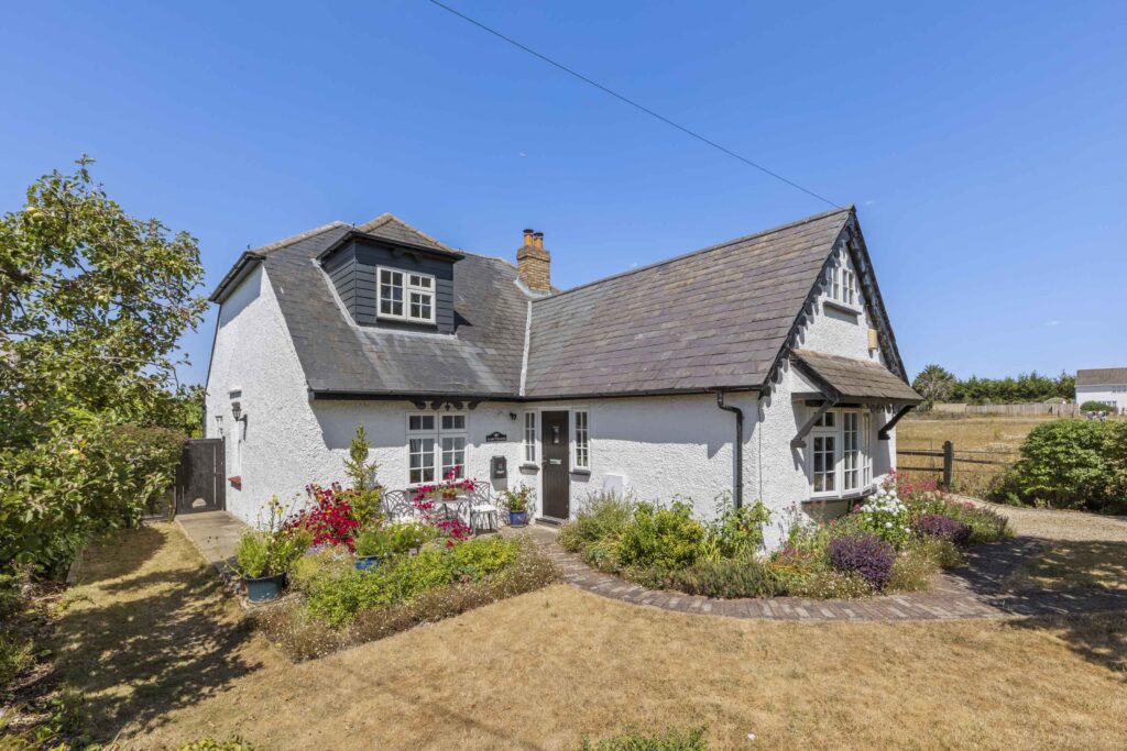 Crowbrook Road, Monks Risborough, HP27