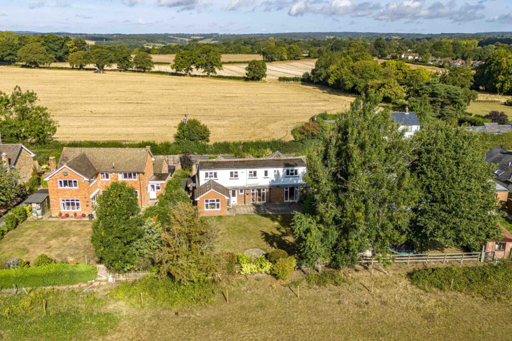 North Road, Widmer End, HP15