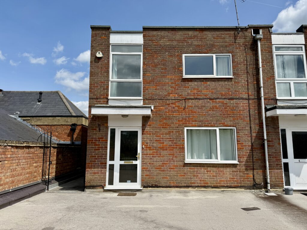 Grove Court, Beaconsfield, HP9