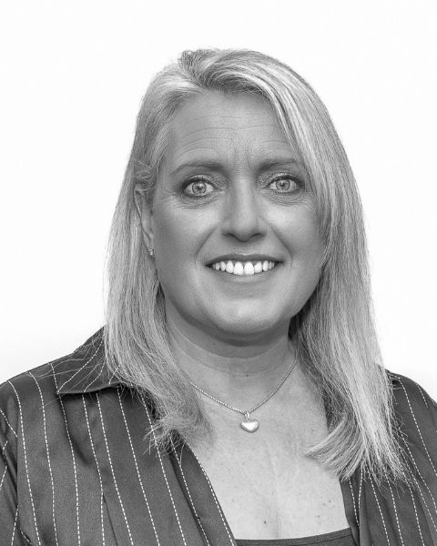 Laura Mullen