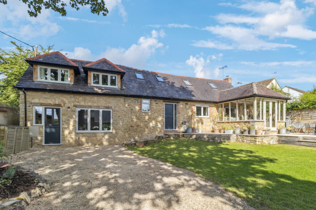 36 Station Road, Haddenham, HP17
