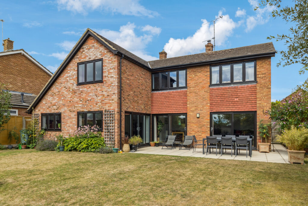 Wykeham Way, Haddenham, HP17