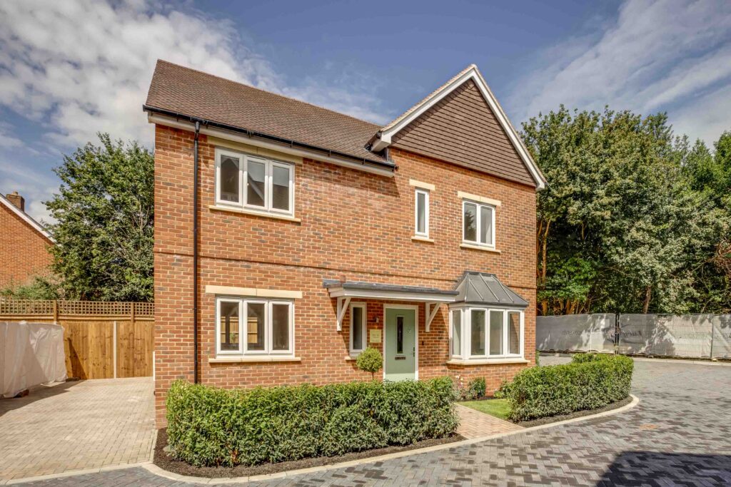 Jubilee Mews, Downley, HP13