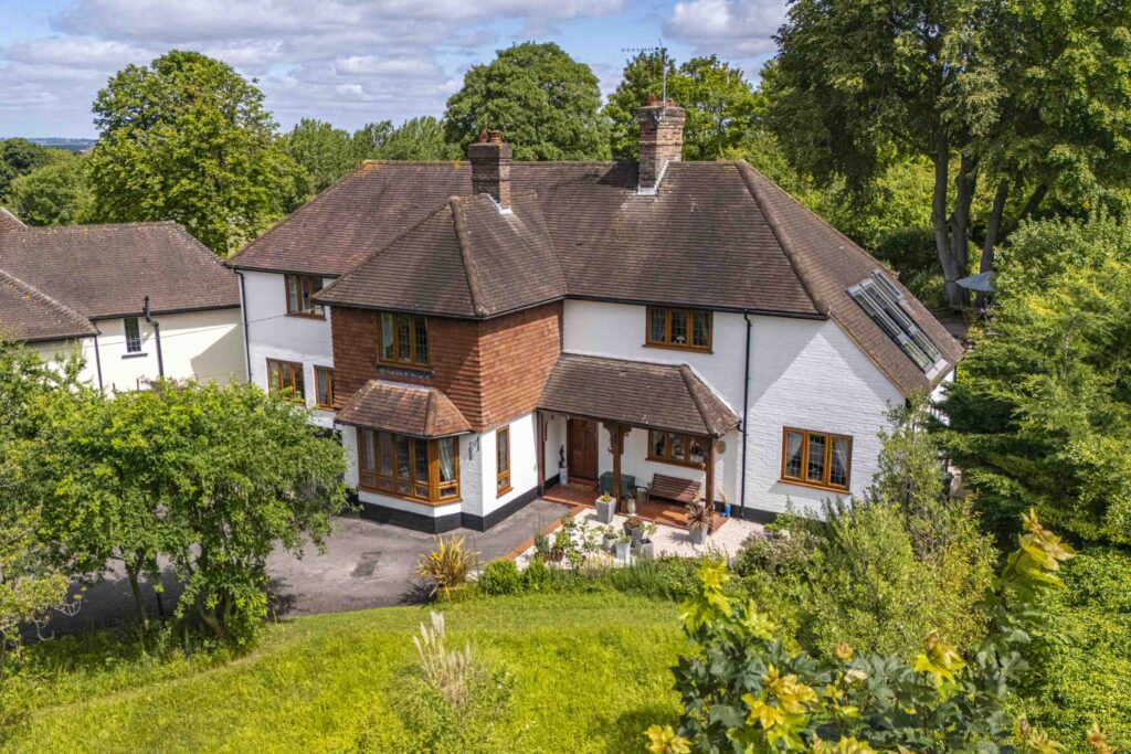 Peters Lane, Whiteleaf, HP27