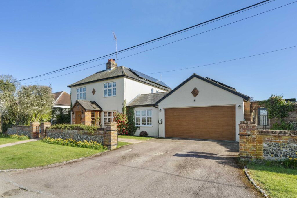 Ilmer, Princes Risborough, HP27