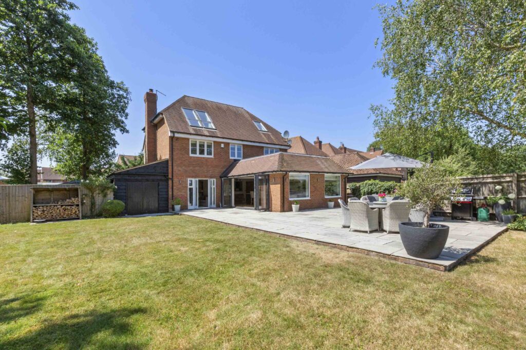 Thame Road, Longwick, HP27