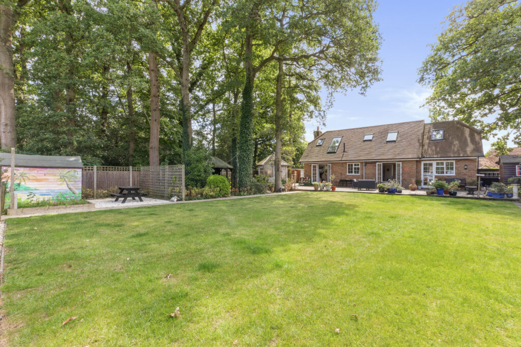 Wapseys Lane, Hedgerley, SL2