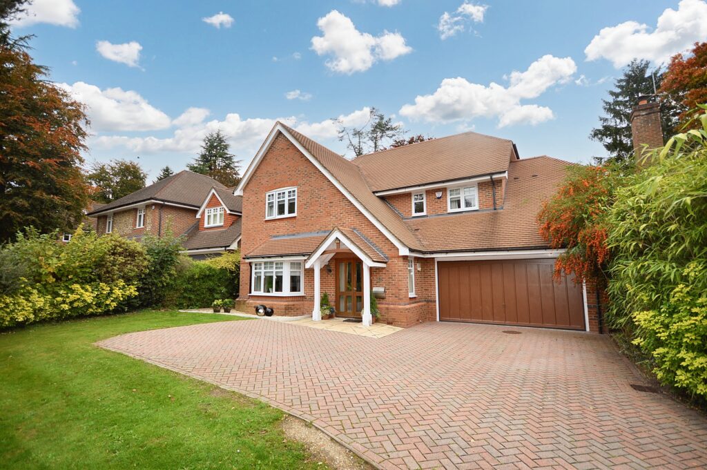 Chacombe Place, Beaconsfield, HP9