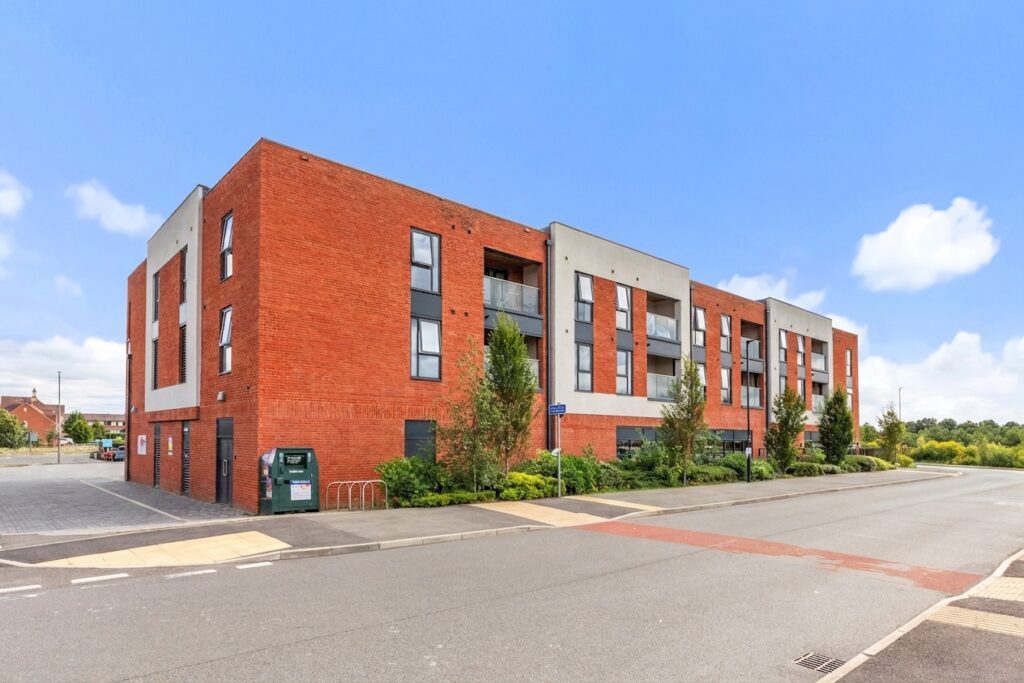 Tibbs Road, Haddenham, HP17