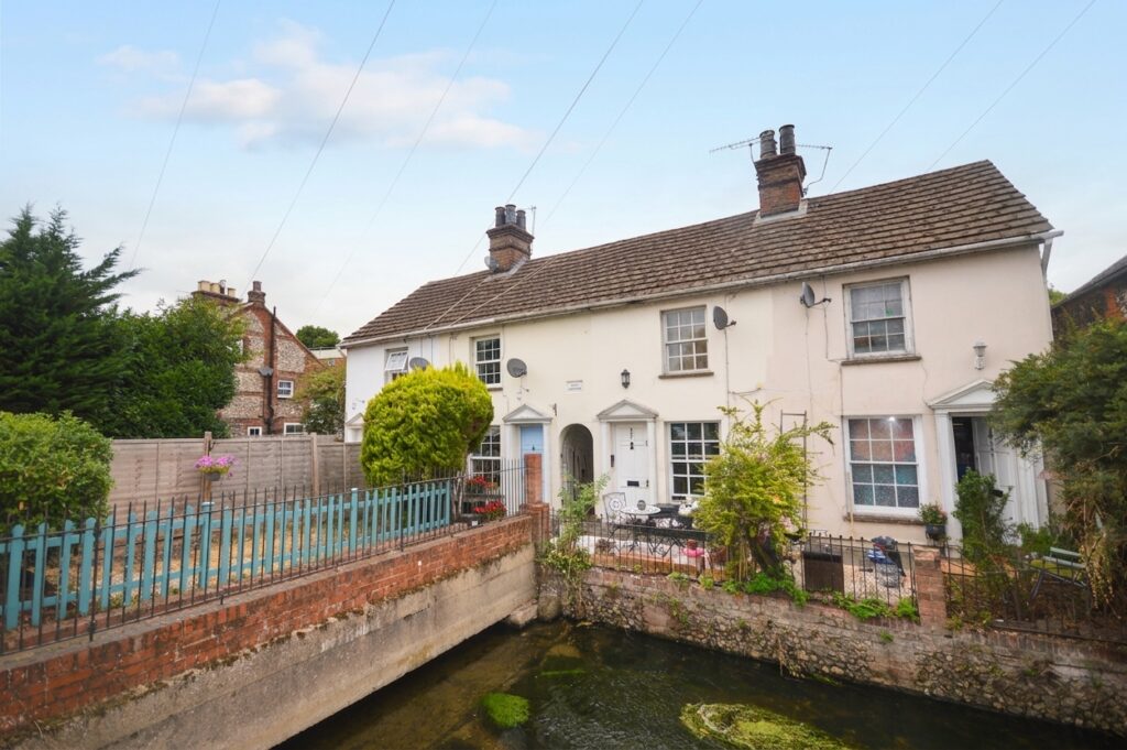 London Road, High Wycombe, HP11