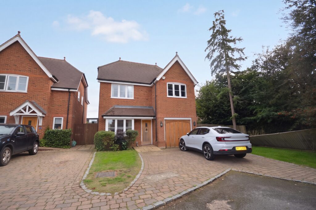Nightingale Drive, High Wycombe, HP13