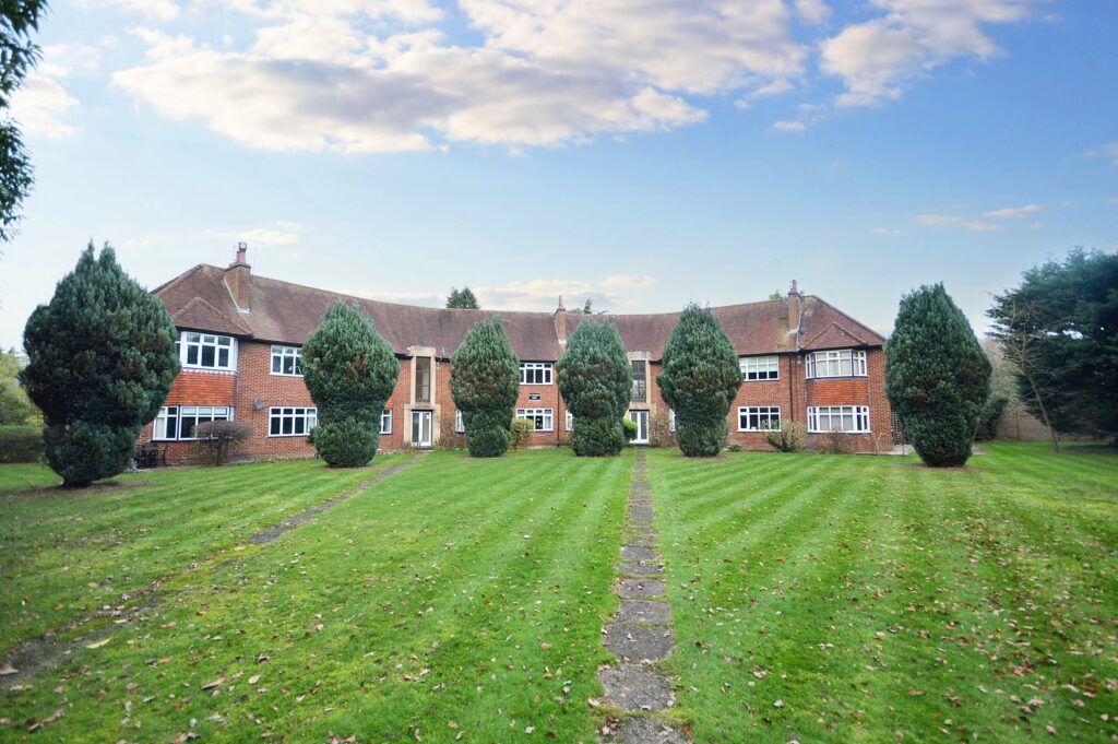 St. Anthonys Court, Beaconsfield, HP9
