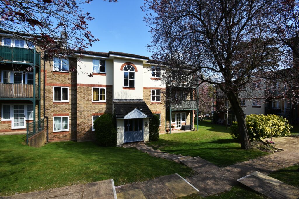Queen Alexandra Road, High Wycombe, HP11